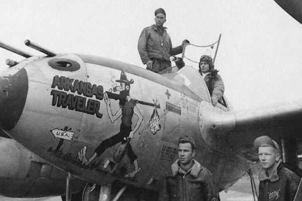 p38-lightning-nose-art-arkansas-traveler