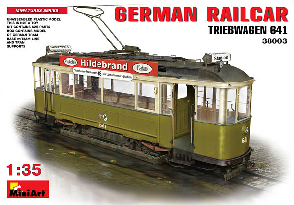 German Railcar Triebwagen by Miniart