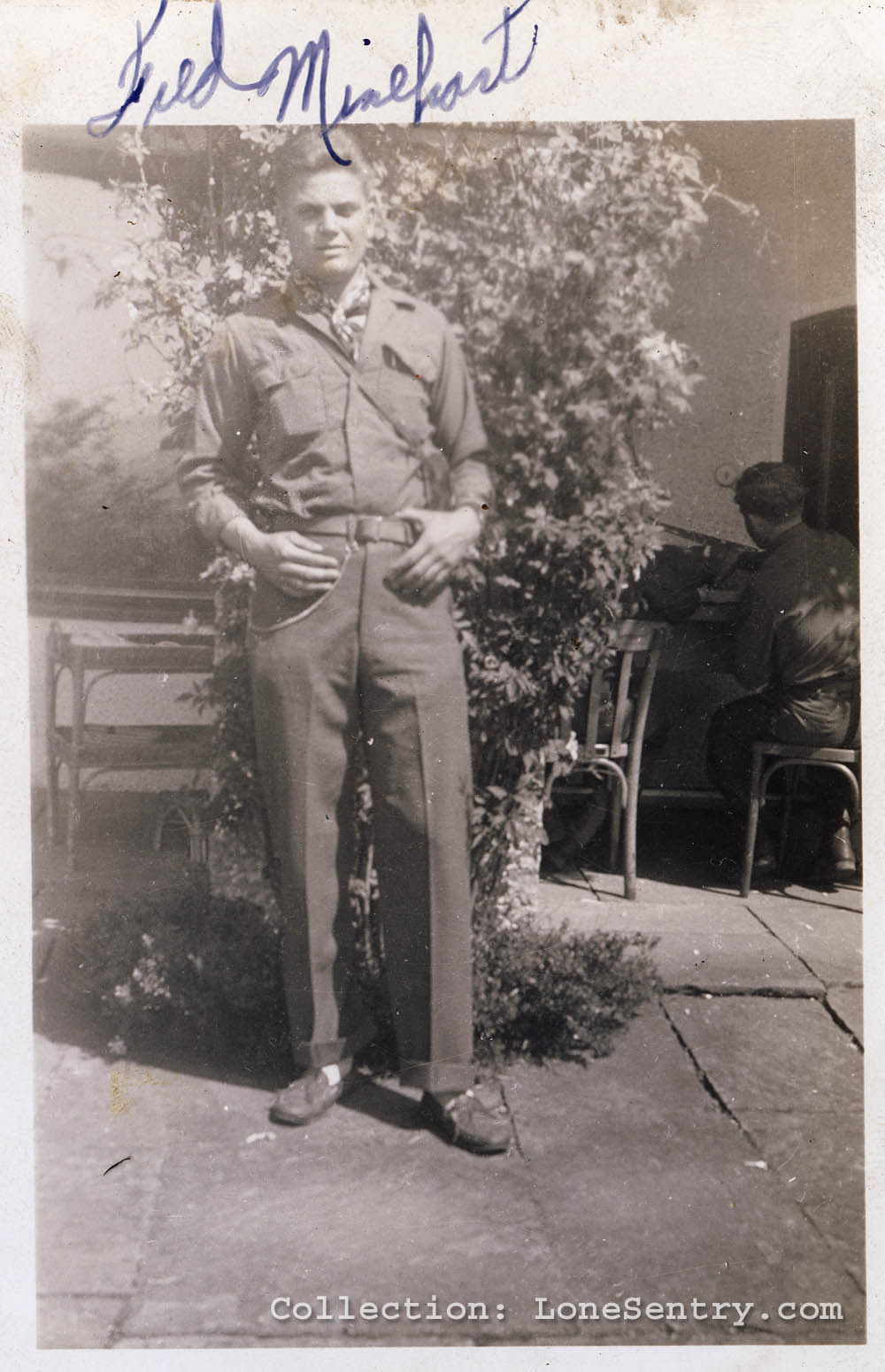 Additional photograph of Fred Minehart of the 995th Field Artillery Battalion. (Collection LoneSentry.com)