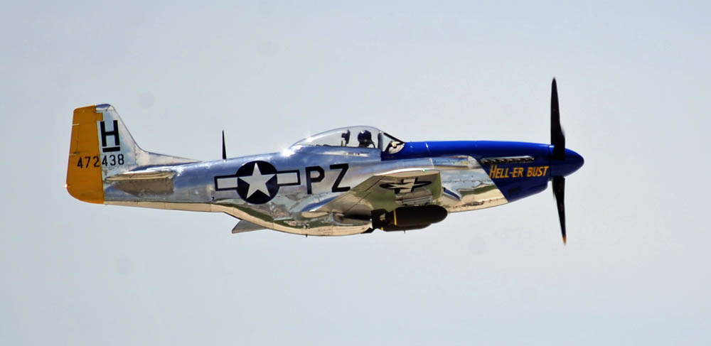 hell-er-bust shiny metal p-51 mustang fighter