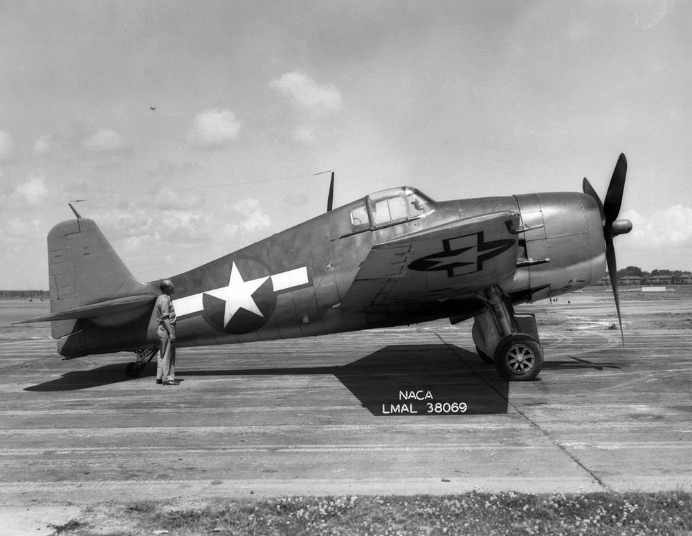 Grumman XF6F-4 Hellcat