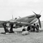 A Supermarine Spitfire Mk 1 of No. 19 Squadron RAF photographed at Fowlmere, September 1940. (Imperial War Museum Photograph.)