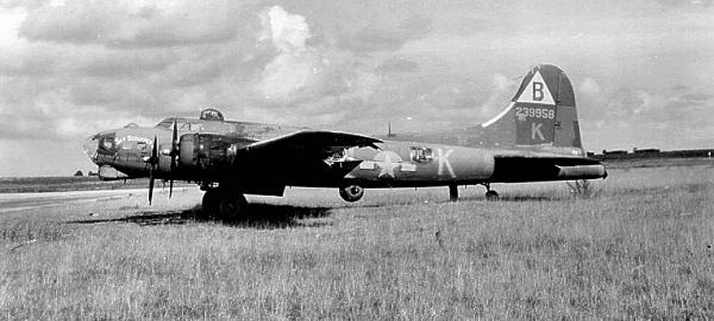 Boeing B-17G Flying Fortress of the 92nd Bomb Group at RAF Podington. (U.S. Air Force Photograph.)