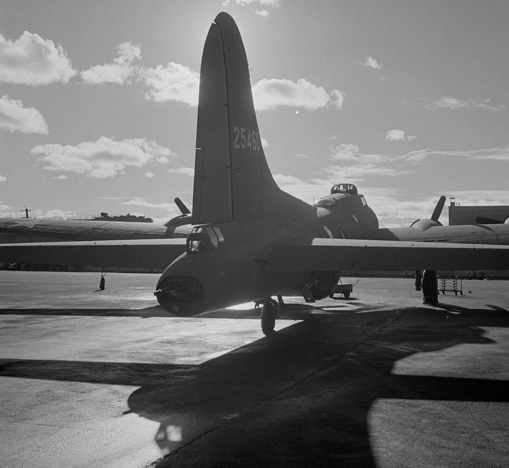 A newly built B-17 Flying Fortress sits on Boeing's airfield in Seattle awaiting flight tests. (Office of War Information Photograph Collection, Library of Congress.)