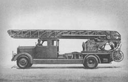 K. L. 26 (o): Motorized Fire Fighting Ladder: Kraftfahrdrehleiter
