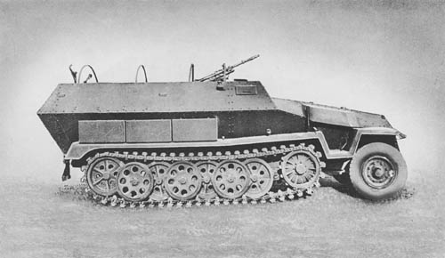 m. gp. Mannsch. Kw. (Sd. Kfz. 251): Medium Armored Personnel Carrier