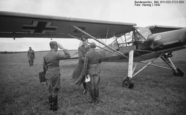 Fieseler Fi 156 Storch