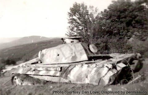 [Destroyed German Panzer V, Panther Ausf D: US 79th Infantry Division]